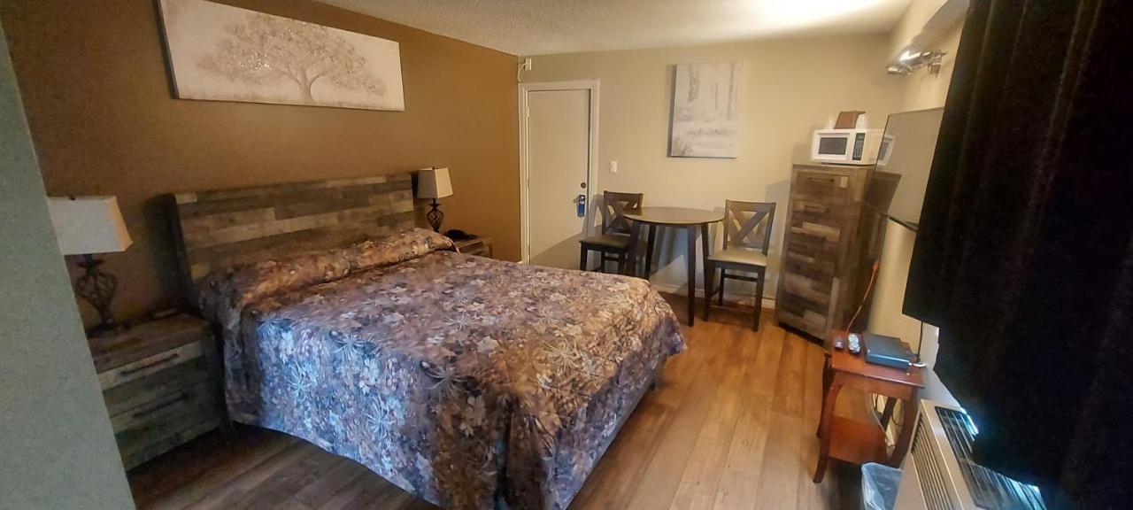 Lazy Bear Lodge Κράνμπρουκ Εξωτερικό φωτογραφία
